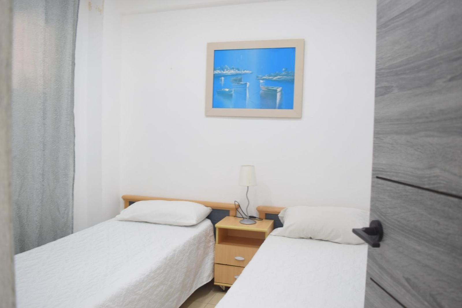 Apartamentos De Los Cisnes Бенальмадена Экстерьер фото